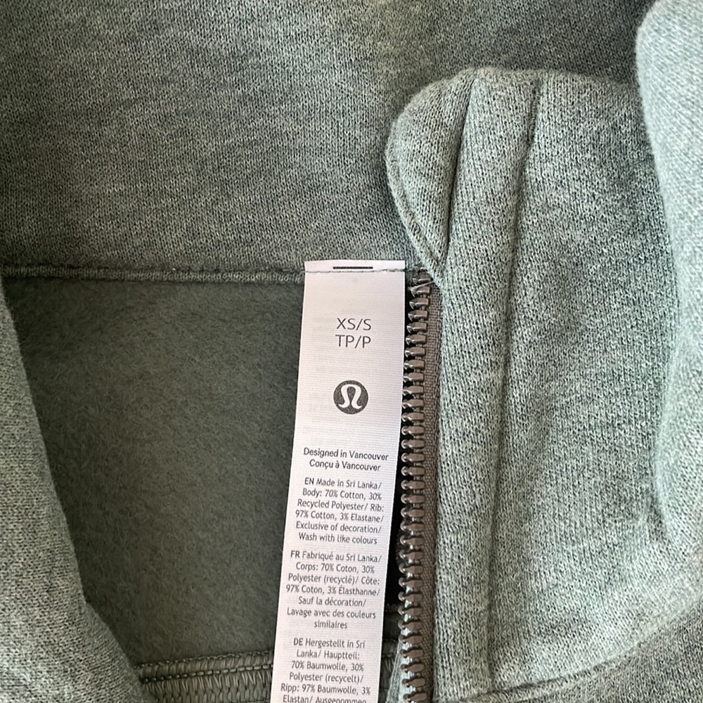 Lululemon Scuba Funnel Neck Half Zip - Picture 3 of 12